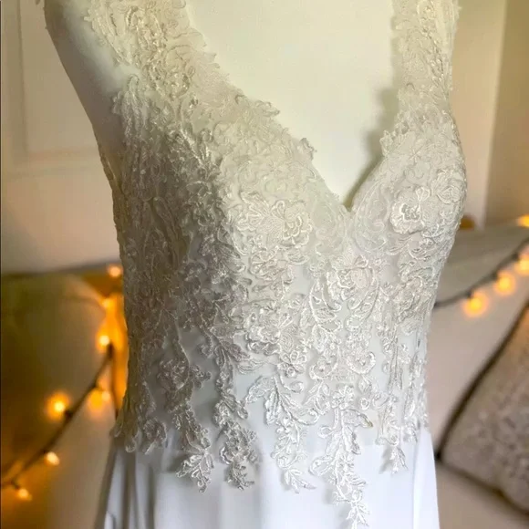 Bonny Bridal Beach wedding Dress 16 - Picture 4 of 12